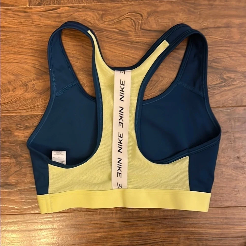 Girl's Nike Blue and Yellow Sports Bra Racerback Design, Sz L.